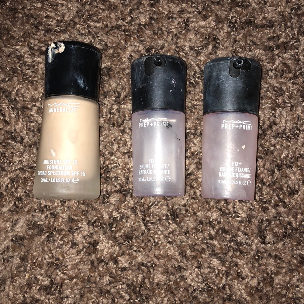 MAC foundation and 2 spray primers!